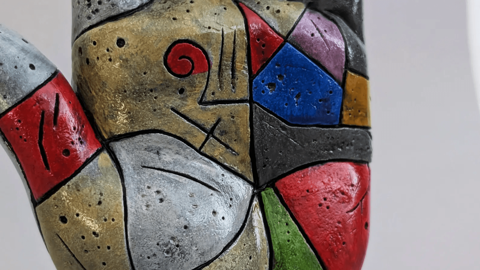 brutalist-hand-02-006