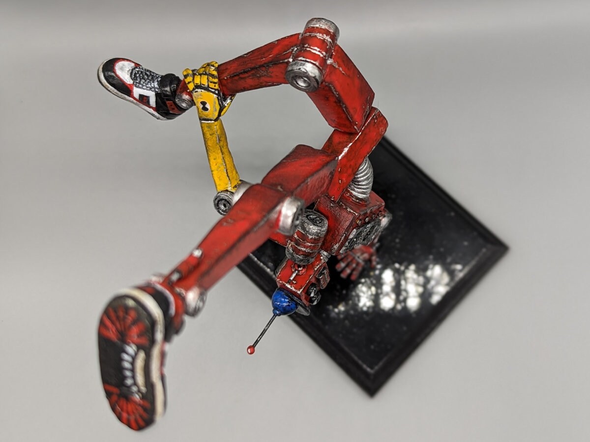 retrobot-groove-dancing-robot-statue-sculpture-5