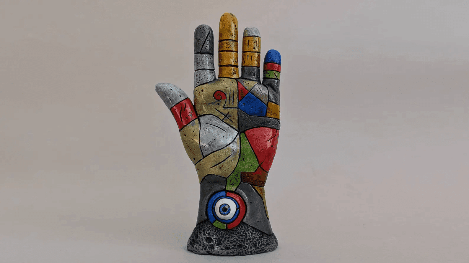 brutalist-hand-02-001