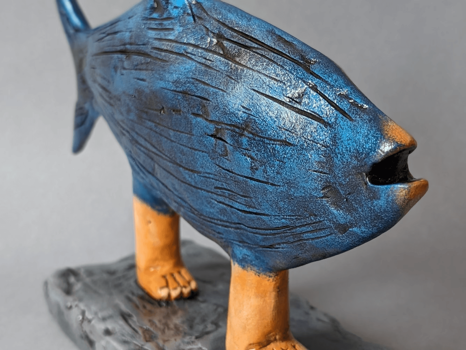 sardine-sentinel-statue-sculpture-07